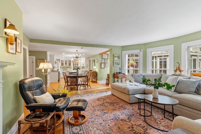 44 Andover Street, North Andover, MA 01845