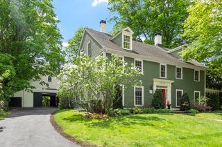 44 Andover Street, North Andover, MA 01845