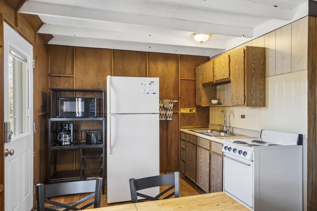 273 Deep Water Circle, Reeds Spring, MO 65737