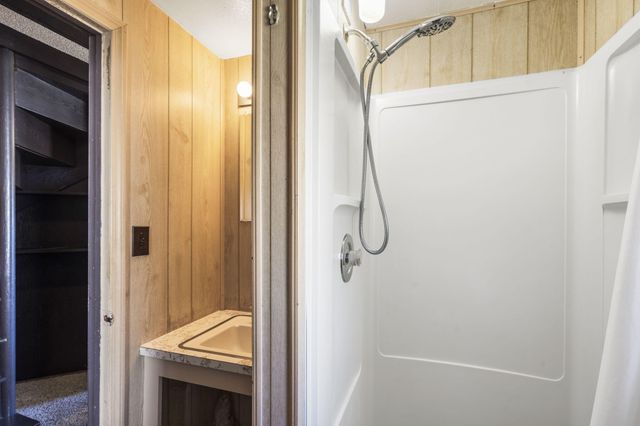 273 Deep Water Circle, Reeds Spring, MO 65737