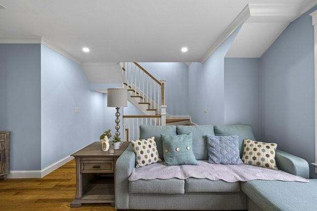 5 Orchard View Cir 5, Framingham, MA 01702