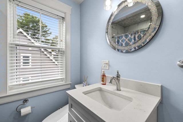 5 Orchard View Cir 5, Framingham, MA 01702