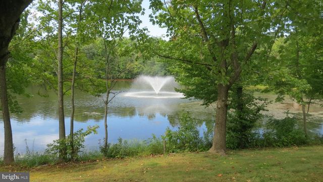 17 MEADOWWOOD CT, Columbus, NJ 08022