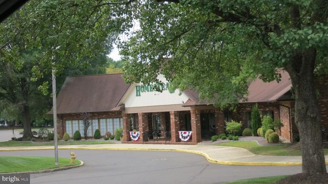 17 MEADOWWOOD CT, Columbus, NJ 08022