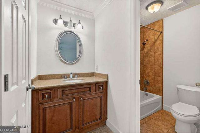 2511 Demere Road 5, St. Simons, GA 31522