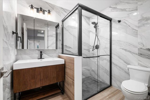 22 Franklin Avenue, Port Washington, NY 11050