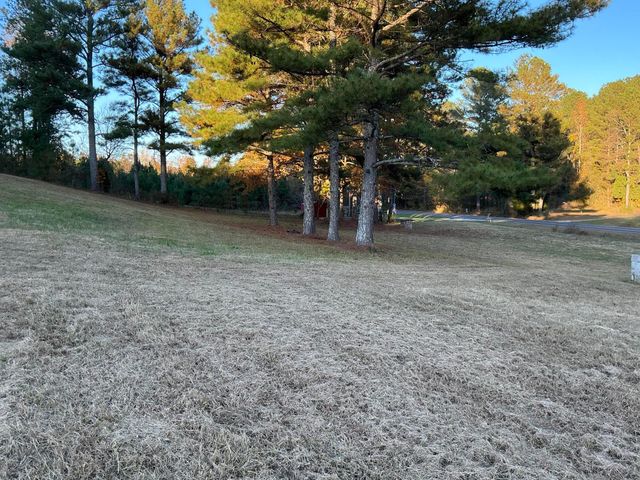 1144 Ridgeway Road, Lafayette, GA 30728