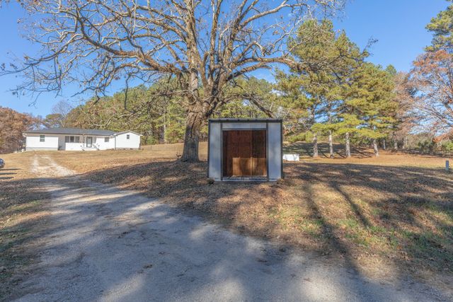 1144 Ridgeway Road, Lafayette, GA 30728