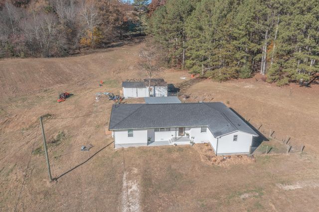 1144 Ridgeway Road, Lafayette, GA 30728