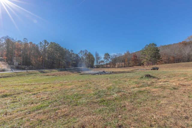 1144 Ridgeway Road, Lafayette, GA 30728