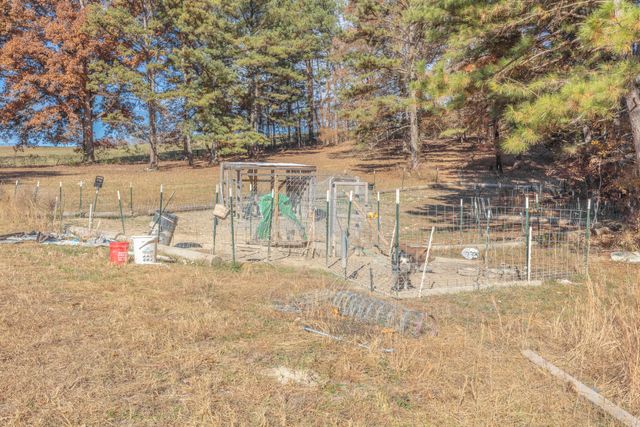 1144 Ridgeway Road, Lafayette, GA 30728