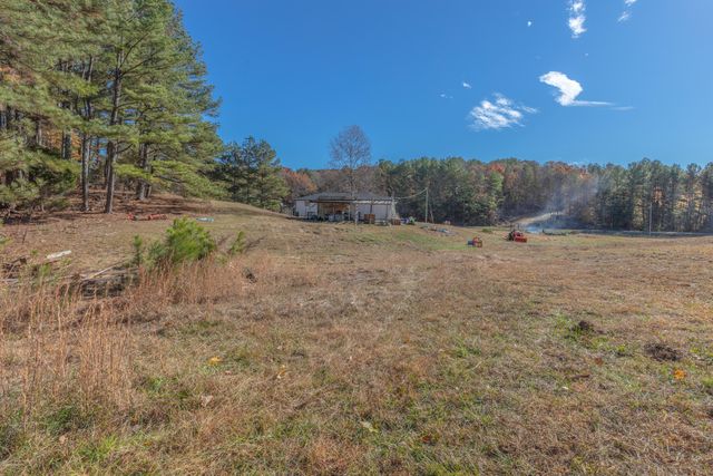 1144 Ridgeway Road, Lafayette, GA 30728