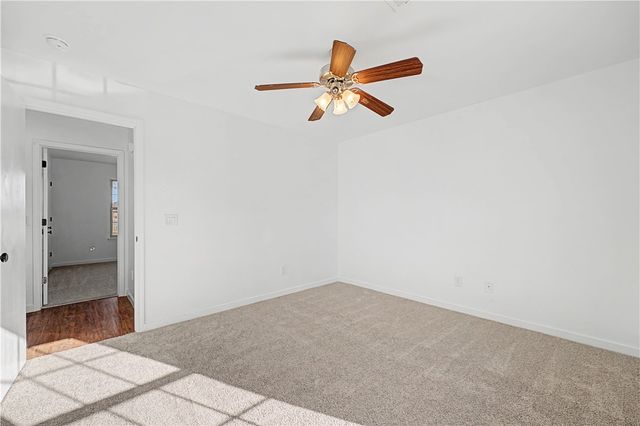 3300 SW Victoria Place 2, Bentonville, AR 72712