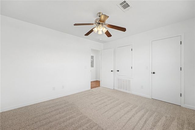 3300 SW Victoria Place 2, Bentonville, AR 72712