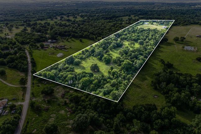 19576 Pickens Road, Washington, TX 77880