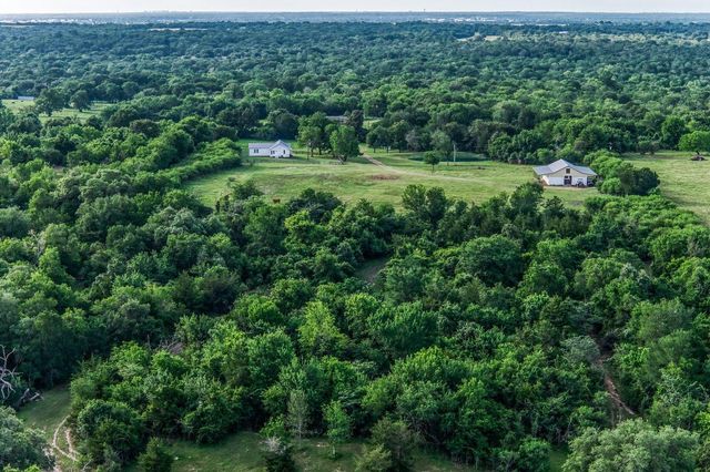 19576 Pickens Road, Washington, TX 77880