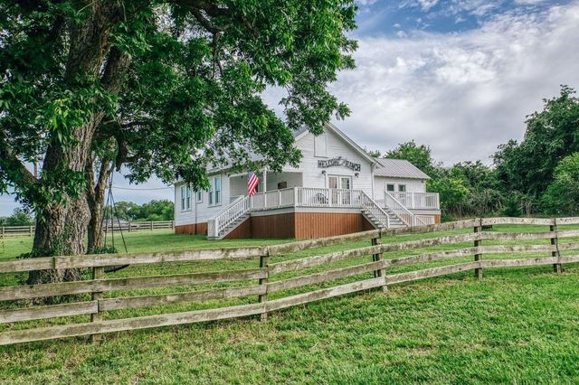 19576 Pickens Road, Washington, TX 77880