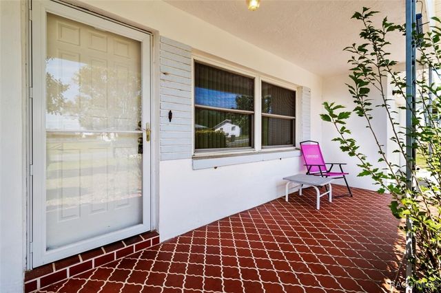 230 S Jackson Street, Beverly Hills, FL 34465