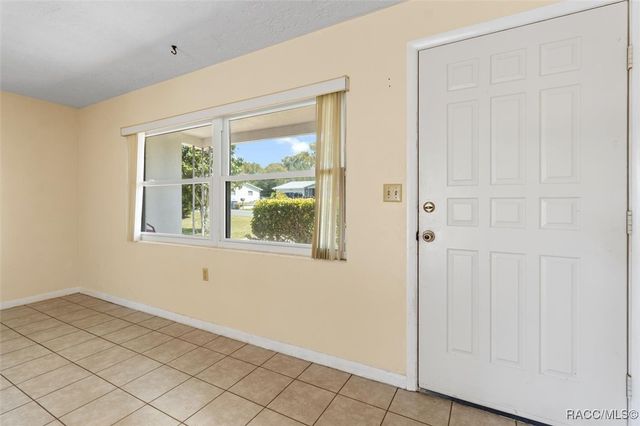 230 S Jackson Street, Beverly Hills, FL 34465