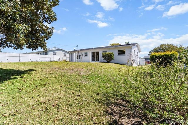 230 S Jackson Street, Beverly Hills, FL 34465