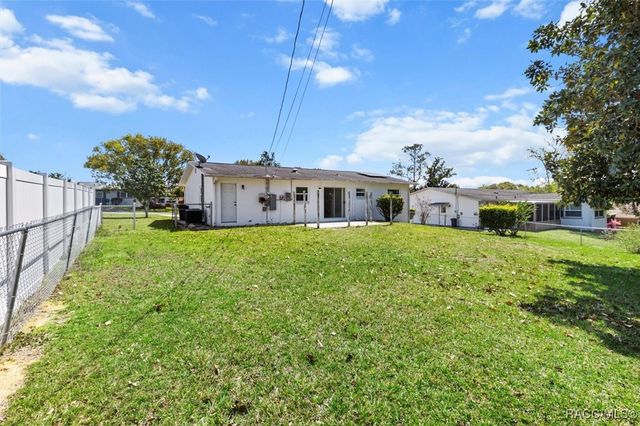 230 S Jackson Street, Beverly Hills, FL 34465
