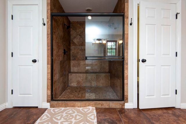 4649 Silo Hills Drive, Springfield, MO 65802