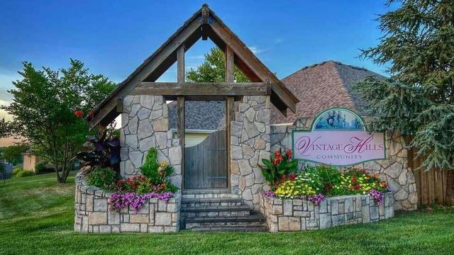 4649 Silo Hills Drive, Springfield, MO 65802