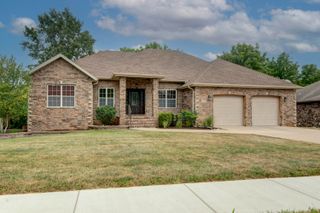 4649 Silo Hills Drive, Springfield, MO 65802