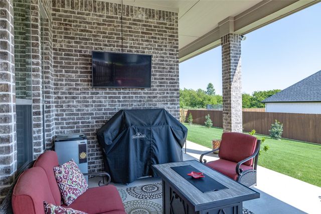 12700 Dusty Springs Court, Fort Worth, TX 76052