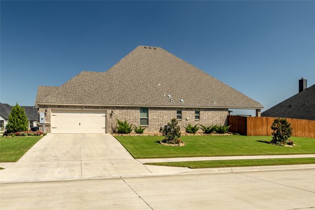 12700 Dusty Springs Court, Fort Worth, TX 76052