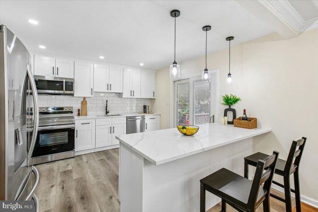 1705 CRESTVIEW, Potomac, MD 20854