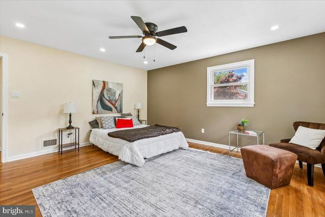 1705 CRESTVIEW, Potomac, MD 20854