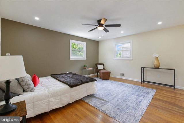 1705 CRESTVIEW, Potomac, MD 20854