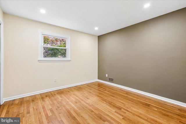 1705 CRESTVIEW, Potomac, MD 20854