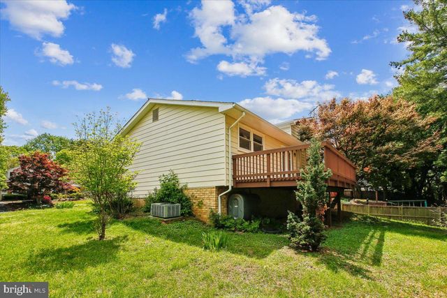 1705 CRESTVIEW, Potomac, MD 20854