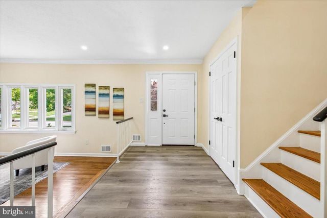 1705 CRESTVIEW, Potomac, MD 20854