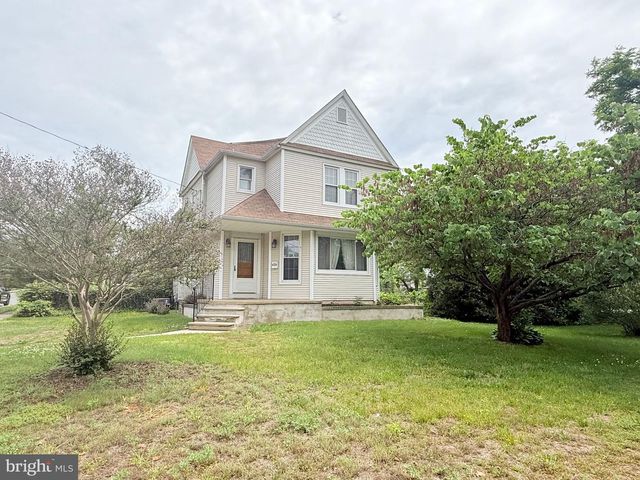 620 CENTRAL AVE, Laurel Springs, NJ 08021