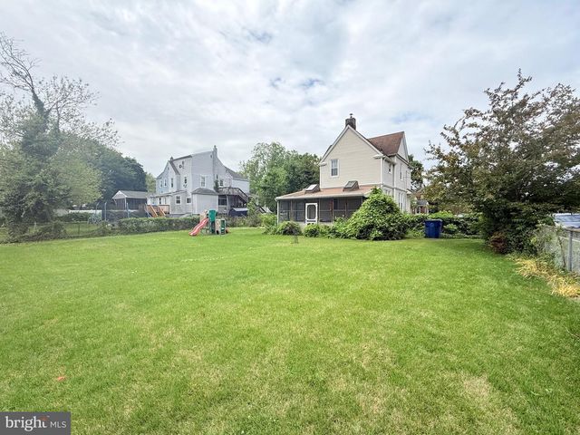 620 CENTRAL AVE, Laurel Springs, NJ 08021
