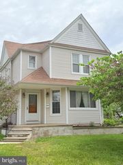 620 CENTRAL AVE, Laurel Springs, NJ 08021