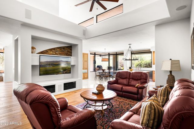 10010 E TAOS Drive, Scottsdale, AZ 85262