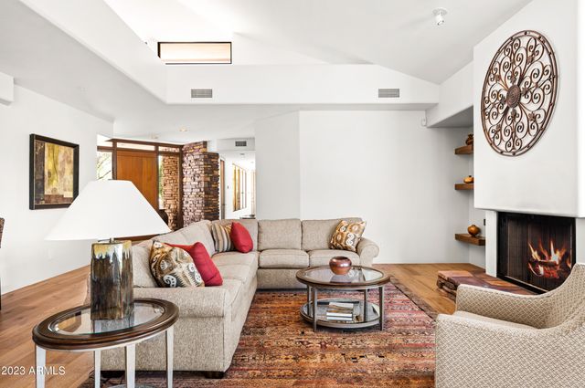 10010 E TAOS Drive, Scottsdale, AZ 85262