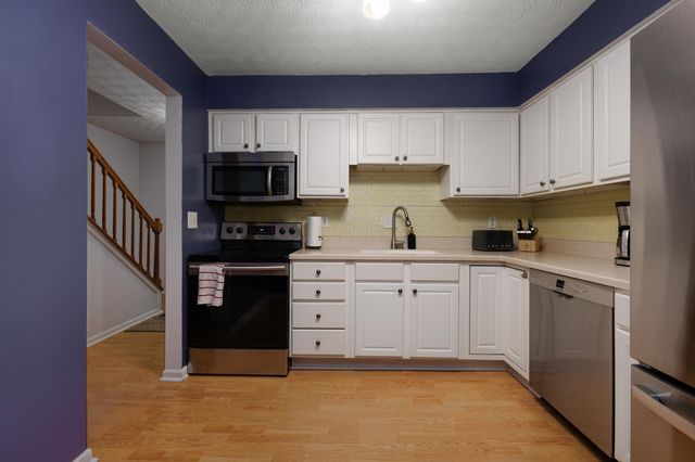7759 Sharlene Drive, Dublin, OH 43016