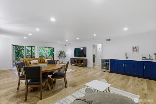 2641 271st Avenue SE, Issaquah, WA 98029