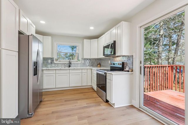 317 CAYUGA TRL, Browns Mills, NJ 08015