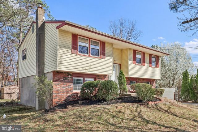 317 CAYUGA TRL, Browns Mills, NJ 08015