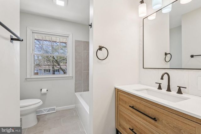 317 CAYUGA TRL, Browns Mills, NJ 08015