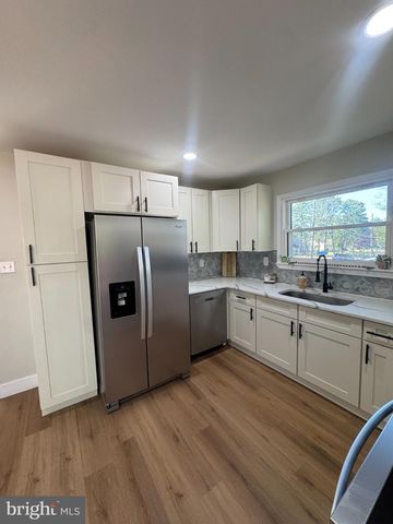 317 CAYUGA TRL, Browns Mills, NJ 08015