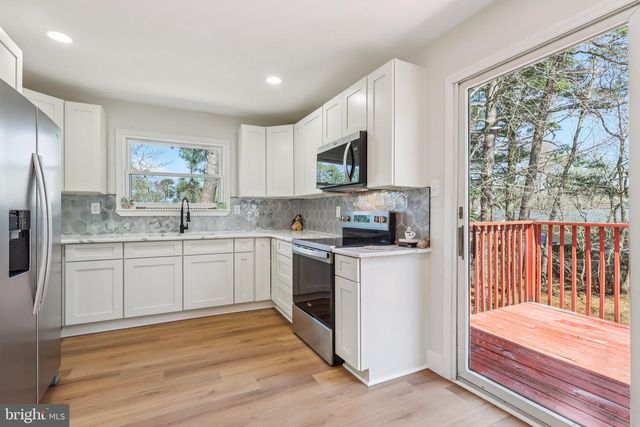 317 CAYUGA TRL, Browns Mills, NJ 08015