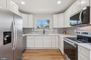 317 CAYUGA TRL, Browns Mills, NJ 08015