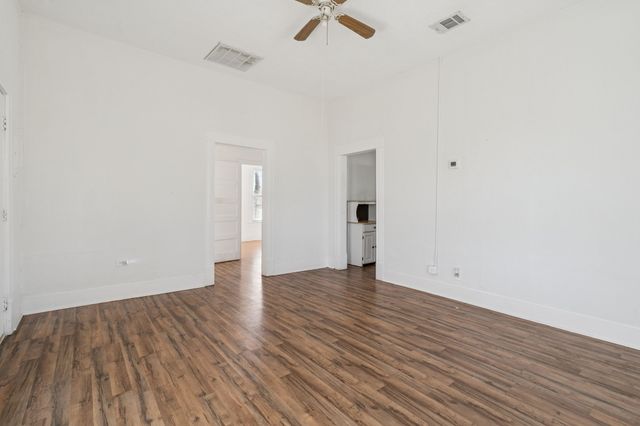 319 Mckinney Street, Mesquite, TX 75149
